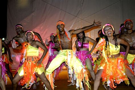 Festival del Caribe: Un Omaggio al Ritmo e alla Cultura Afrocolombiana attraverso la Musica di Diomedes Díaz